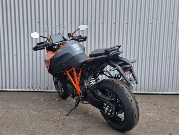 KTM 1290 SUPER DUKE GT 2024, 0017374