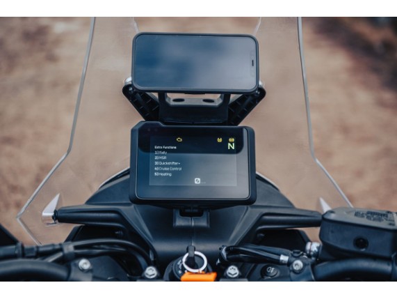 pho_pp_mon_480732_a61012992044_61912991044_mounted__sall__awsg__v1