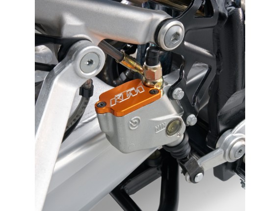 pho_pp_mon_60013059200_cnc_main_brake_cylinder_cover__sall__awsg__v1