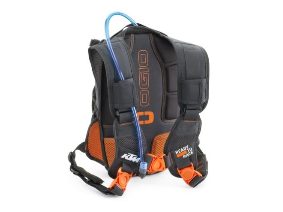 pho_pw_pers_rs_548953_3pw240000700_team_baja_hydration_pack_front_casual___accessories__sall__awsg__v2