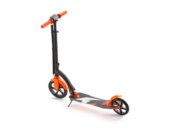 pho_pw_pers_vs_328619_3pw210023000_kids_radical_scooter__sall__awsg__v1