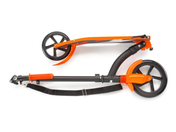 pho_pw_pers_zu_328618_3pw210023000_kids_radical_scooter_compact__sall__awsg__v1