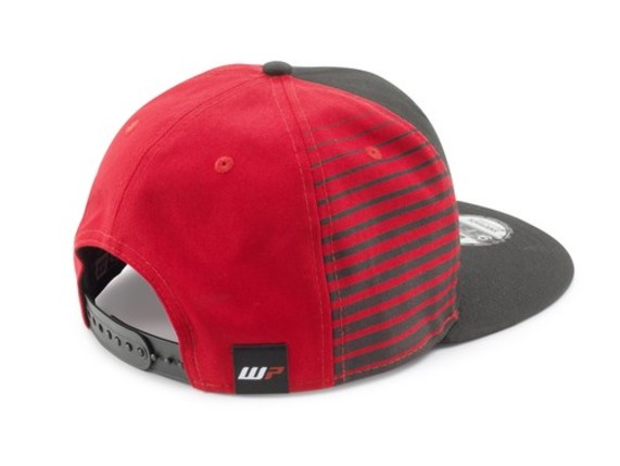 pho_wp_wbbekl_rs_3wp240040500_replica_team_flat_cap_back_9422__sall__awsg__v1