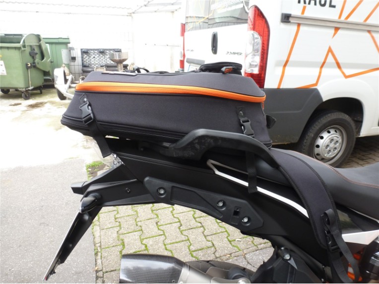 Hecktasche / Rucksack