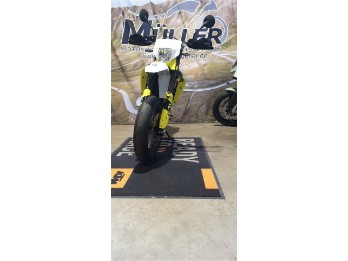 701 SUPERMOTO