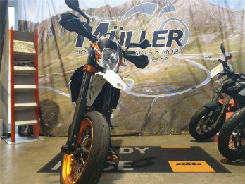 690 SMC-R ABS