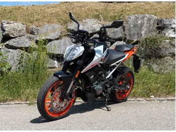 DUKE 125 ABS