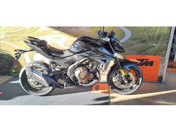 0e747d388b944fa48d3adba4f7c6d288