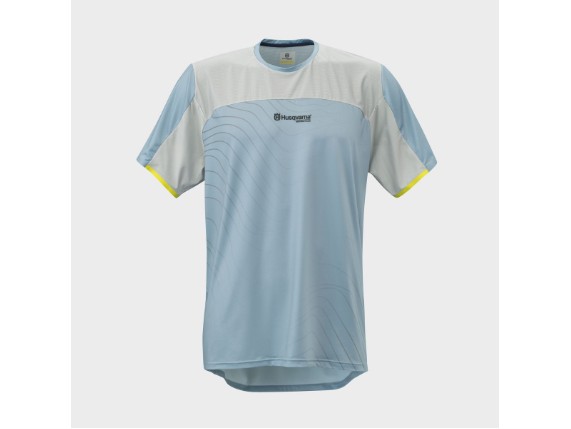 pho_hs_pers_vs_93909_3hs22002850x_accelerate_functional_tee_front__sall__awsg__v1