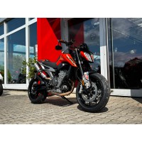 790 DUKE L