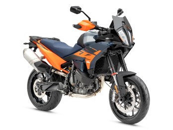 890 SMT 2026