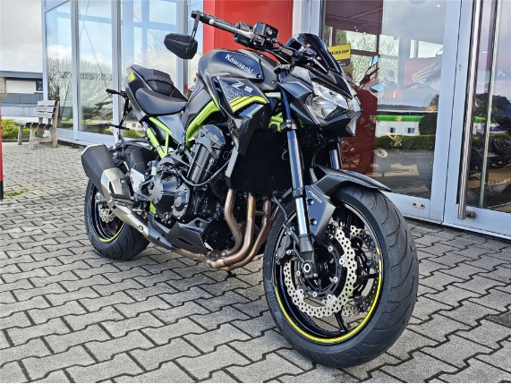 Kawasaki Z900, 0017080