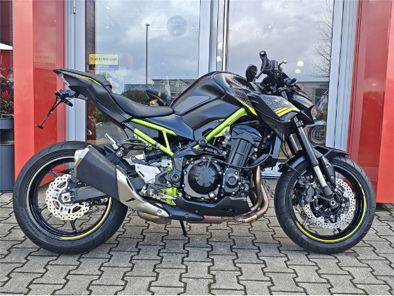 Kawasaki Z900, 0017080