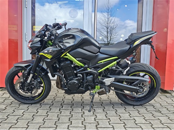Kawasaki Z900, 0017080