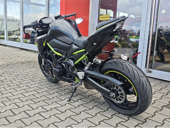 Kawasaki Z900, 0017080