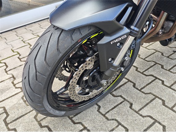 Kawasaki Z900, 0017080