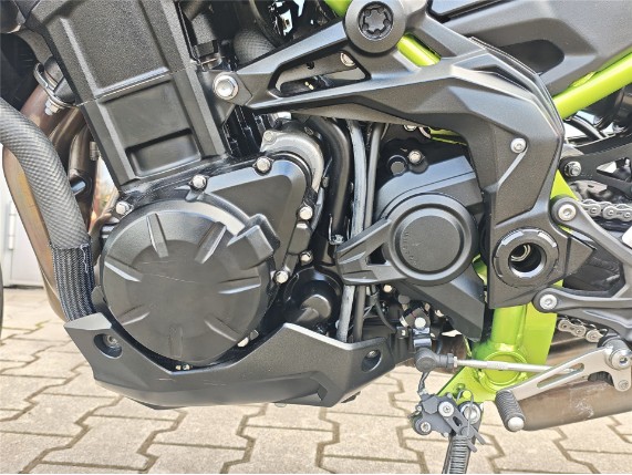 Kawasaki Z900, 0017080