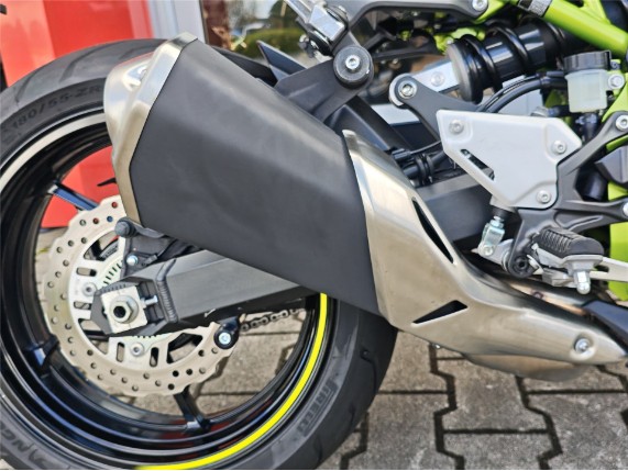 Kawasaki Z900, 0017080