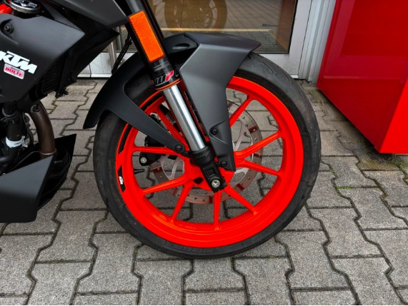 KTM 125 Duke, 0013673