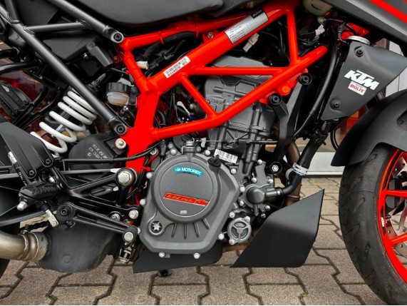 KTM 125 Duke, 0013673