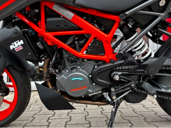 KTM 125 Duke, 0013673