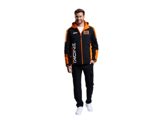 pho_pw_pers_vs_3pw24000490x_3pw24000470x_team_winter_jacket_pants_onmodel_front__sall__awsg__v1