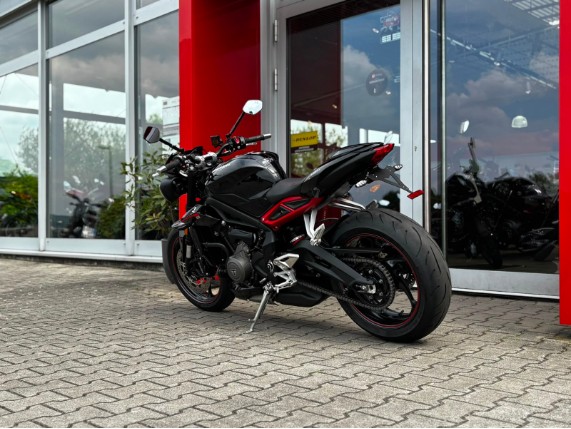 TRIUMPH Street Triple R 765 Low, 0017537