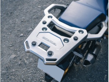 Halteplatte für Topcase 50L XL750 Transalp