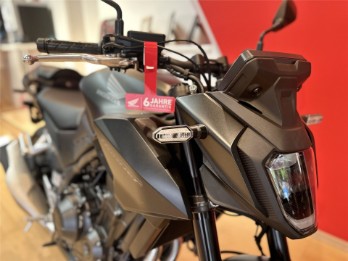 CB500F Hornet