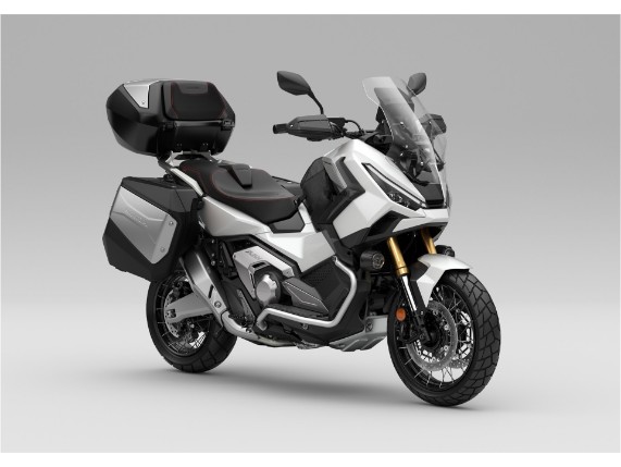 08HME-MKT-URSR_honda_XADV750
