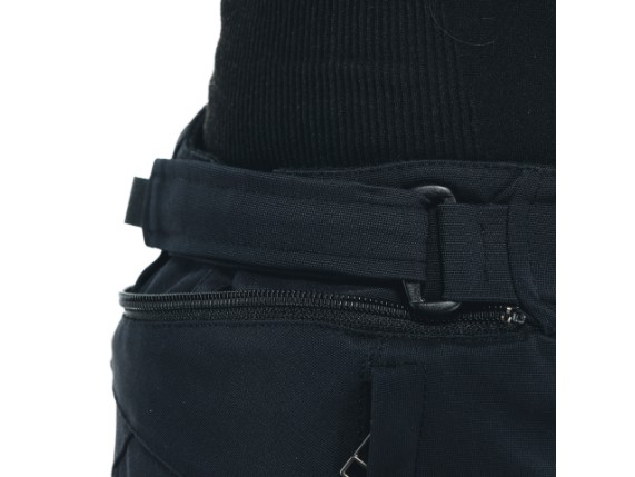 4ETNES_DAINESE22M.000051G_SN006532_CLOSEUP16-1920x0_IXWOMT