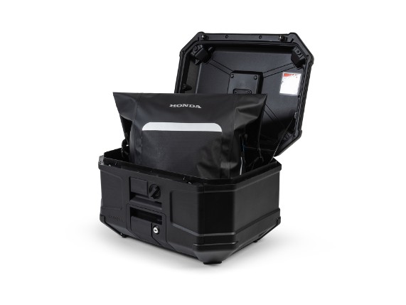 58-Liter-Plastic-Top-Box-with-Inner-Bag_08L70_08L81-MKS-E00_00