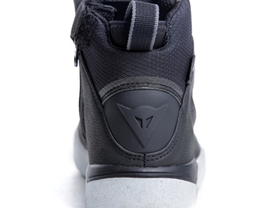 C6LG7L_DAINESE23M.000064U_SN007950_CLOSEUP07-1920x0_3AVUTJ
