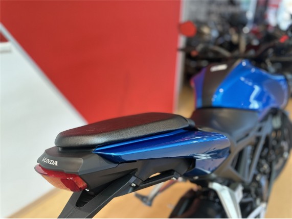 HONDA CB125R, 0005693