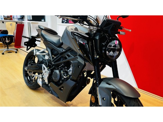 HONDA CB125R, 0005994