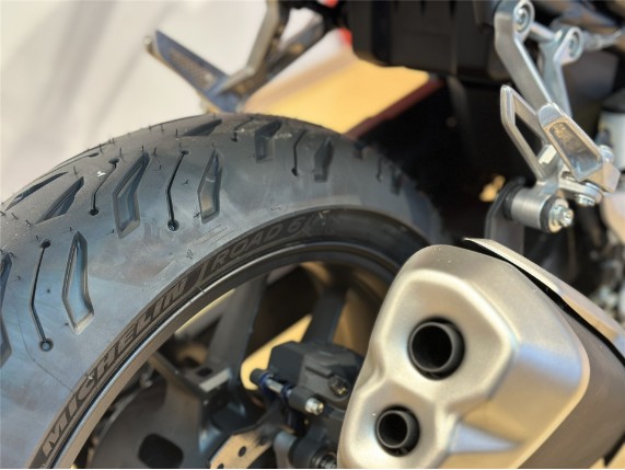HONDA CB500F Hornet, 0005701