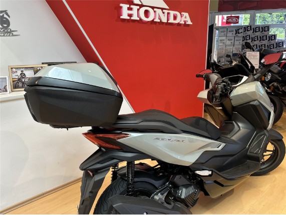 HONDA FORZA 125, 0005758