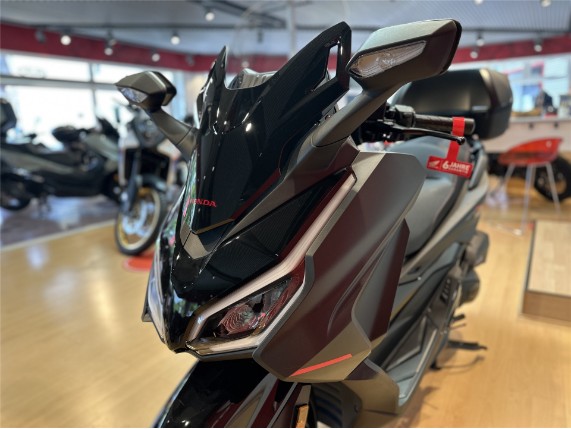 HONDA FORZA 125  Special Edition, 0005718