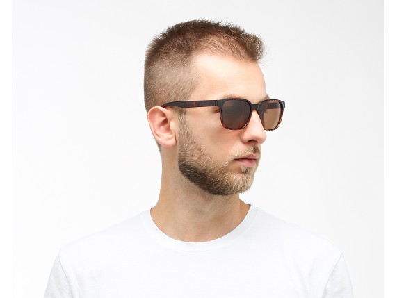 SPECT_Portrait_website_cary_rx-003P_side_M_1000x800px