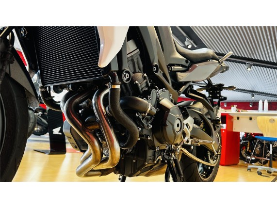 Yamaha TRACER 900, 0005765
