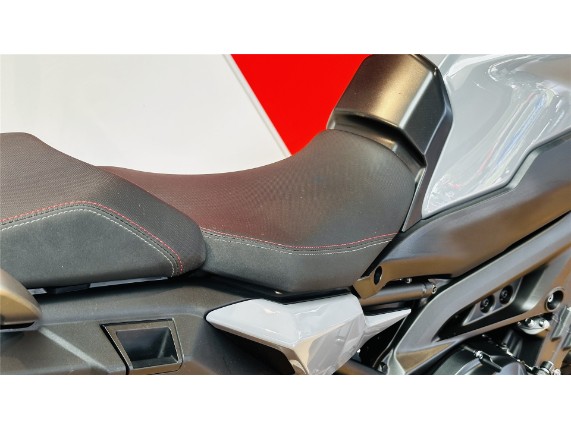 Yamaha TRACER 900, 0005765