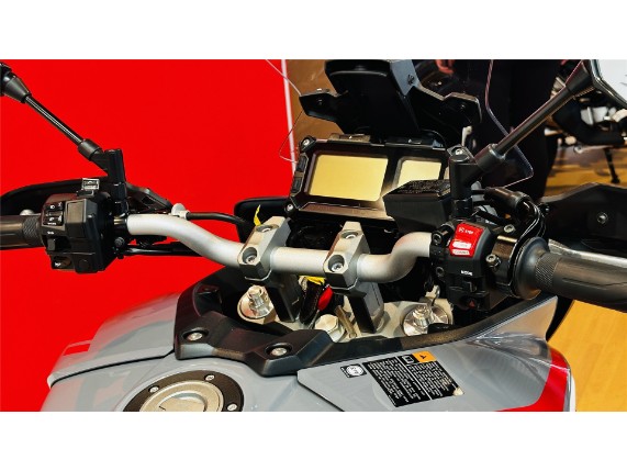 Yamaha TRACER 900, 0005765