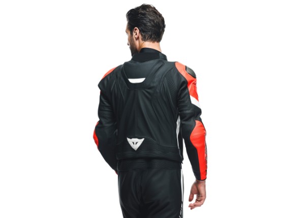 YSLHYK_DAINESE22M.00005CT_SN006941_CLOSEUP14-1920x0_BMC4MW
