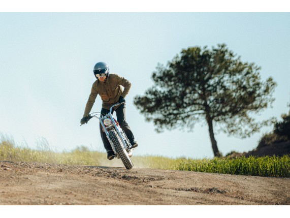 13 11 003 5, HELM SHOEI J