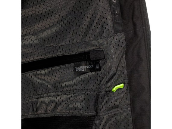 15300031-P75-52, JACKE DAINE