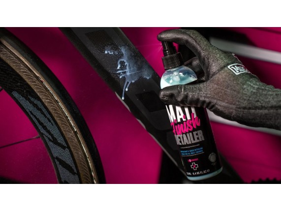 210 1136 12, PFLEGESPRAY MUC-OFF MATT FINISH