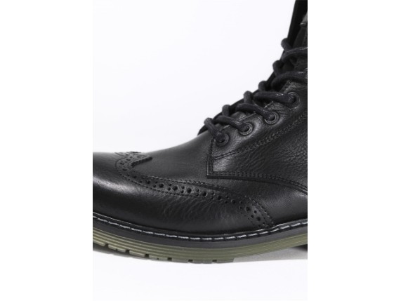 JDB1082-39, STIEFEL JOHN DOE SIXTY LADY BUDAPEST