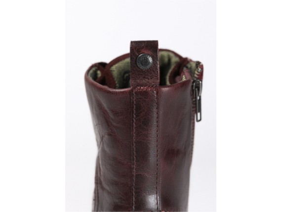 JDB1083-39, STIEFEL JOHN DOE SIXTY LADY