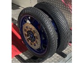 Felgensatz Incl. Regenreifen, Brembo vorne und Lager für Yamaha Yzr-R3