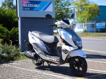 UN 125 Avenis Vorführ